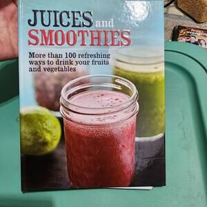 Juices and Smoothies-Recipe Book-Spiral Bound